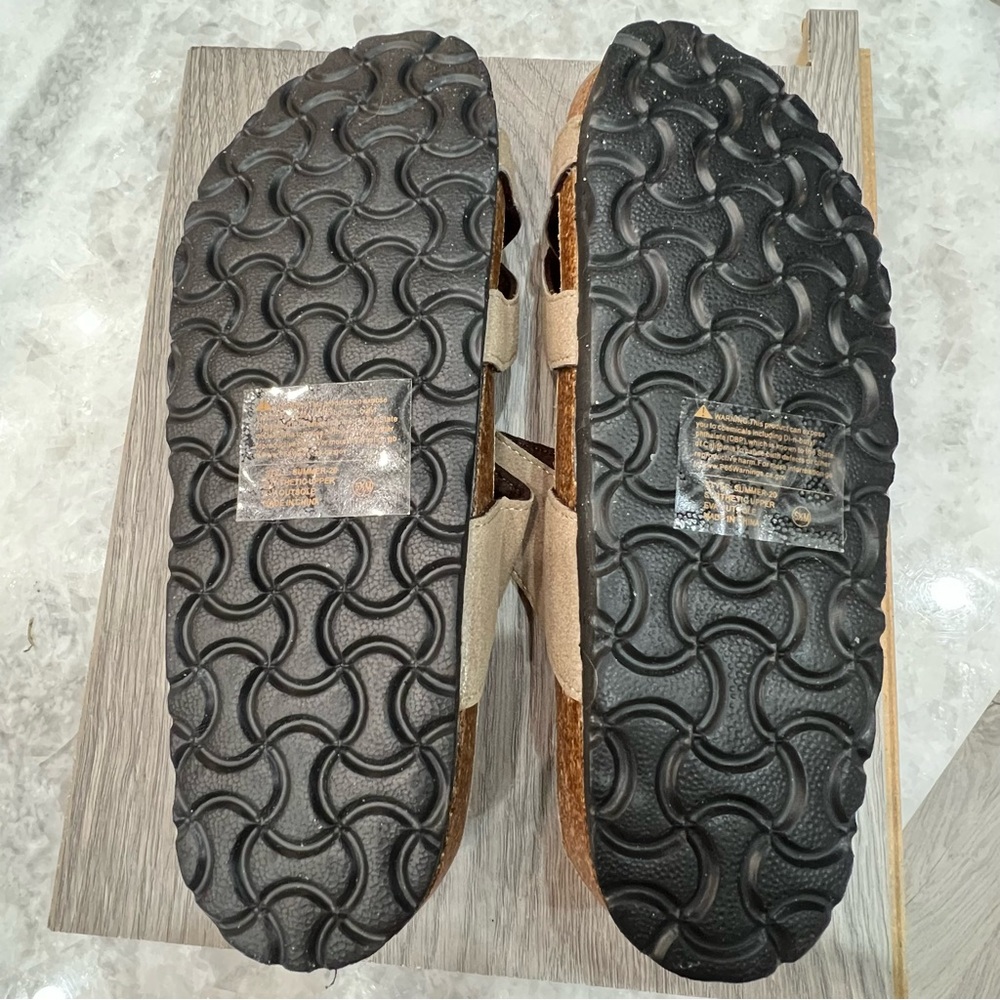 BeLovely Leather Summer Sandal Sz 5.5 - Picture 11 of 11